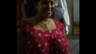 Desi Aunty Boobs Video