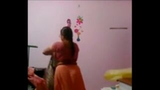 Desi Girl Saree Change Video