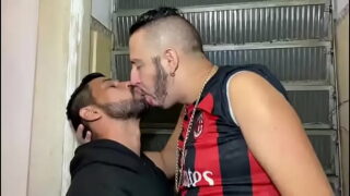 Gay Tongue Kissing
