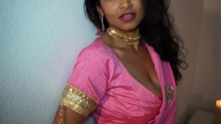 Hot Actress In Wet Saree Navel