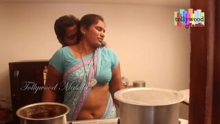 Mallu Aunty Romance Videos