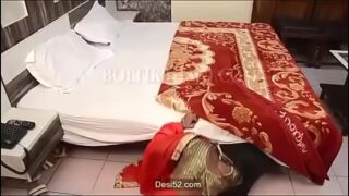 Saree Hot Bed