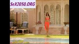 Sonam Kapoor Bikini Video Download