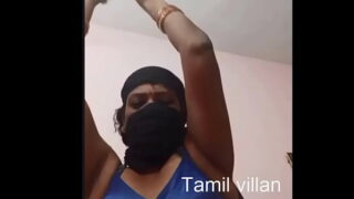 Tamil Aunty Blouse Removing