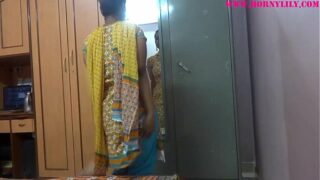 Indian Bhabhi Changing Clothes