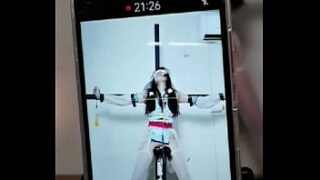 美女被囚禁调教sm
