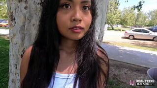 Brunette Asian on www mulheres gostosas com br